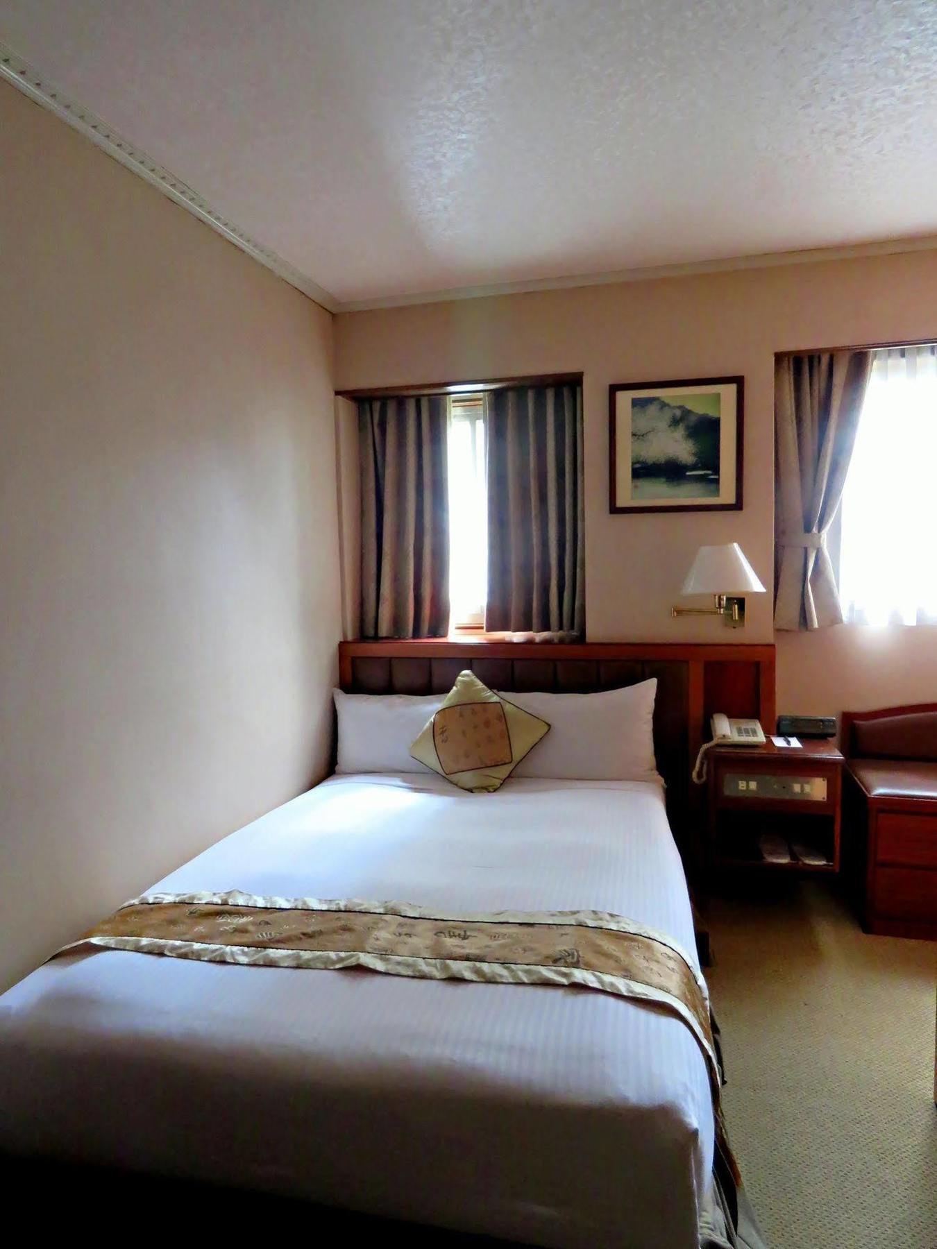 First Hotel Tajpej Kültér fotó