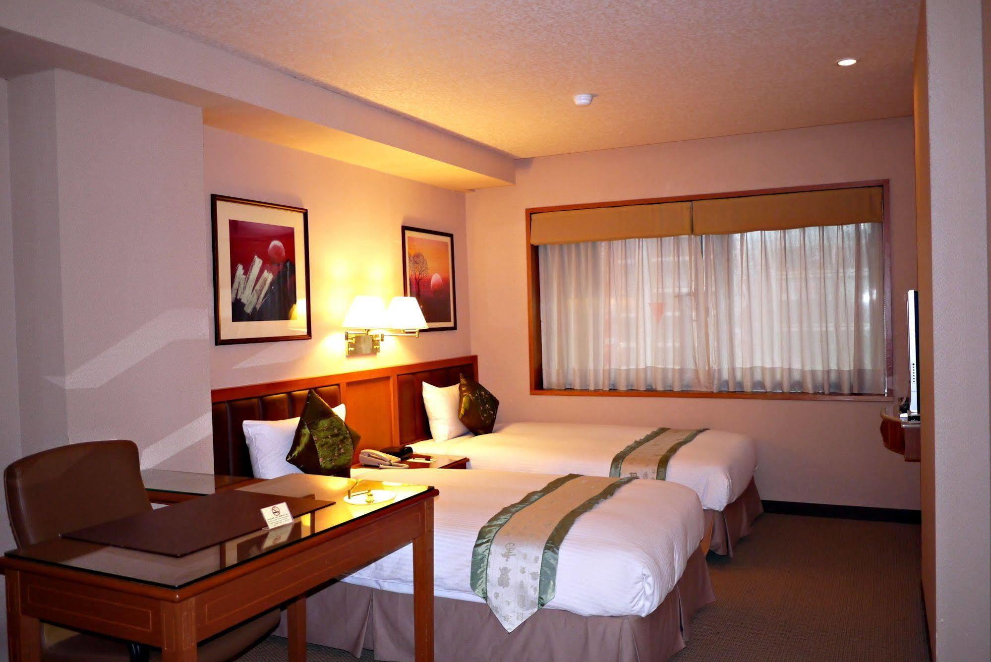 First Hotel Tajpej Kültér fotó